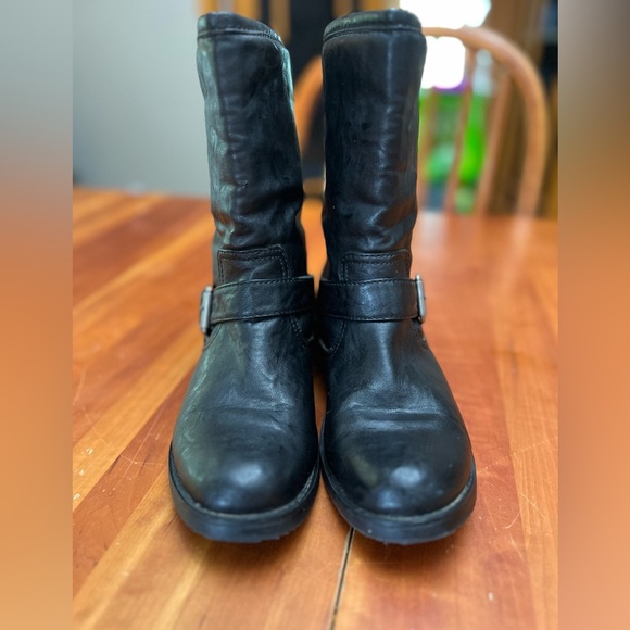 H&M Shoes - H&M Sleek Black Moto Boots